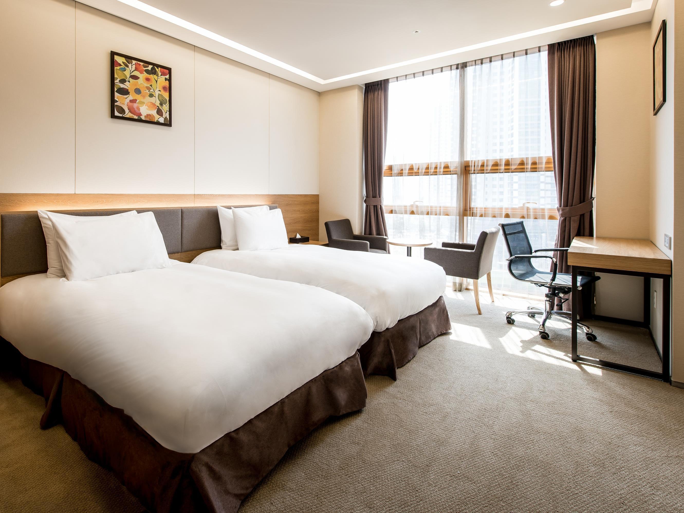 Gloucester Hotel Incheon Bagian luar foto