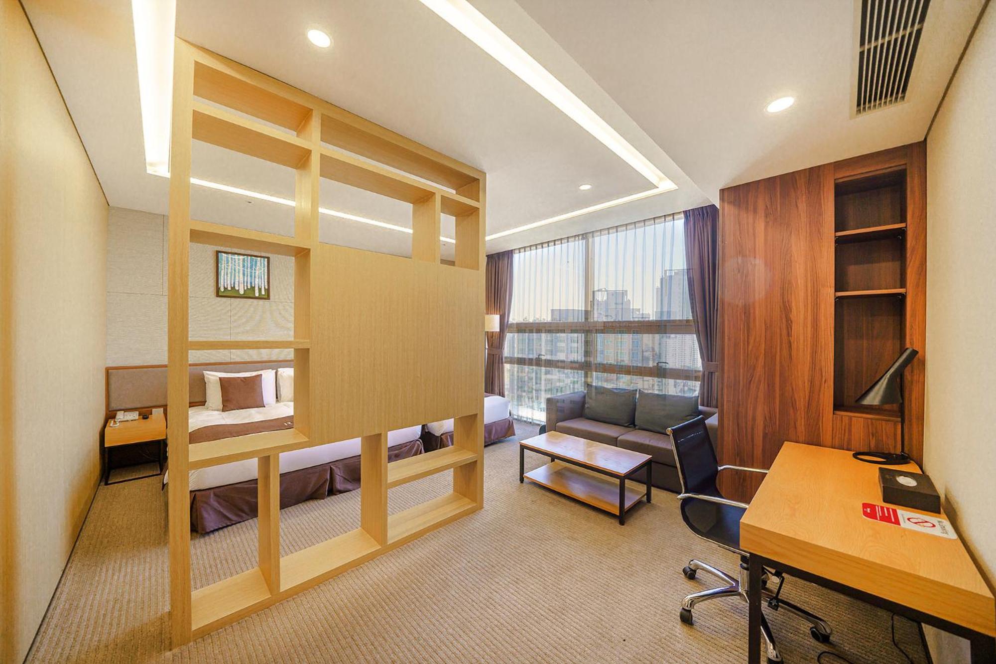 Gloucester Hotel Incheon Bagian luar foto