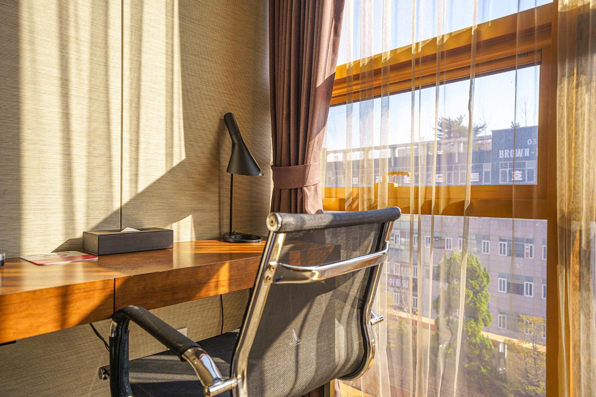 Gloucester Hotel Incheon Bagian luar foto