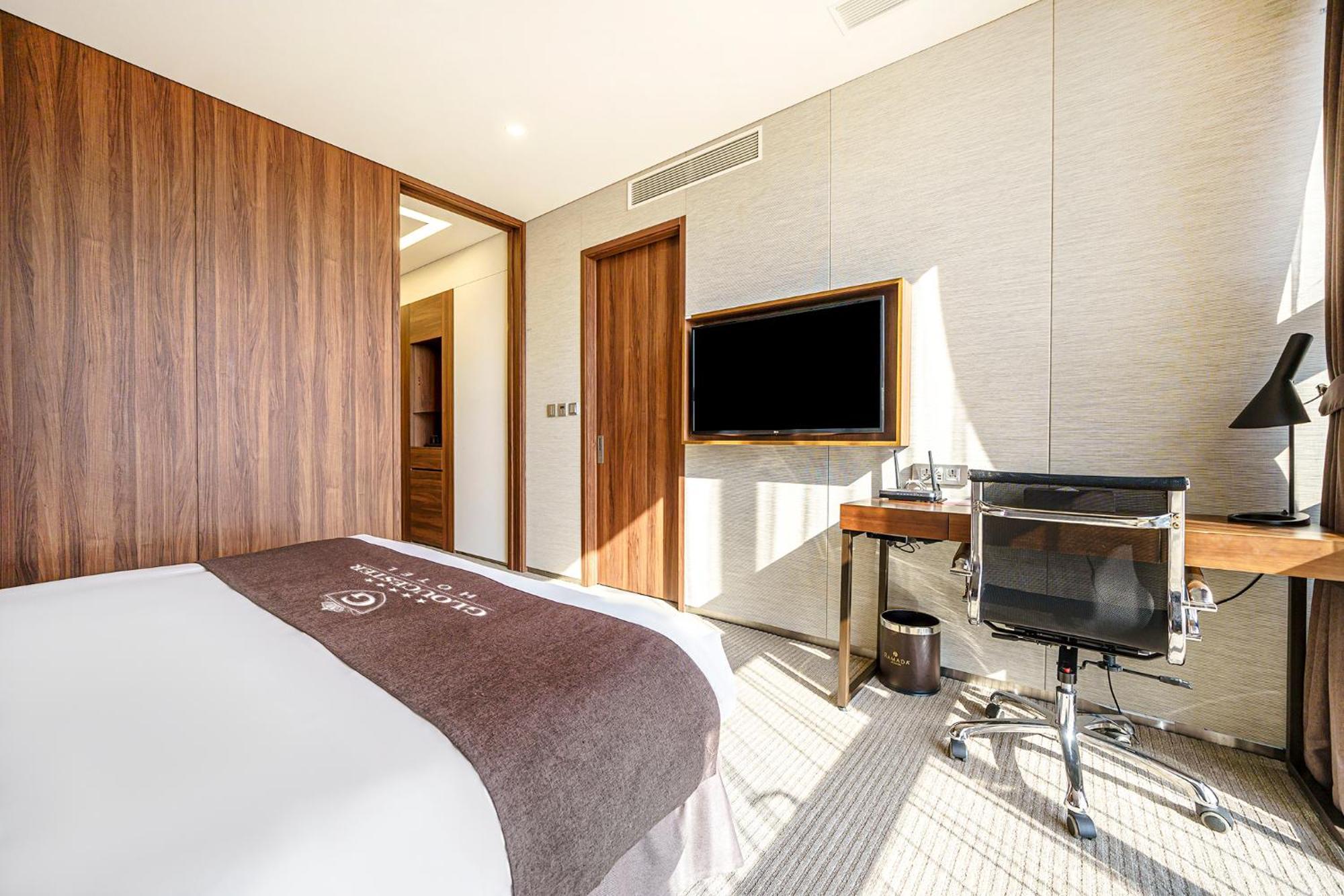 Gloucester Hotel Incheon Bagian luar foto