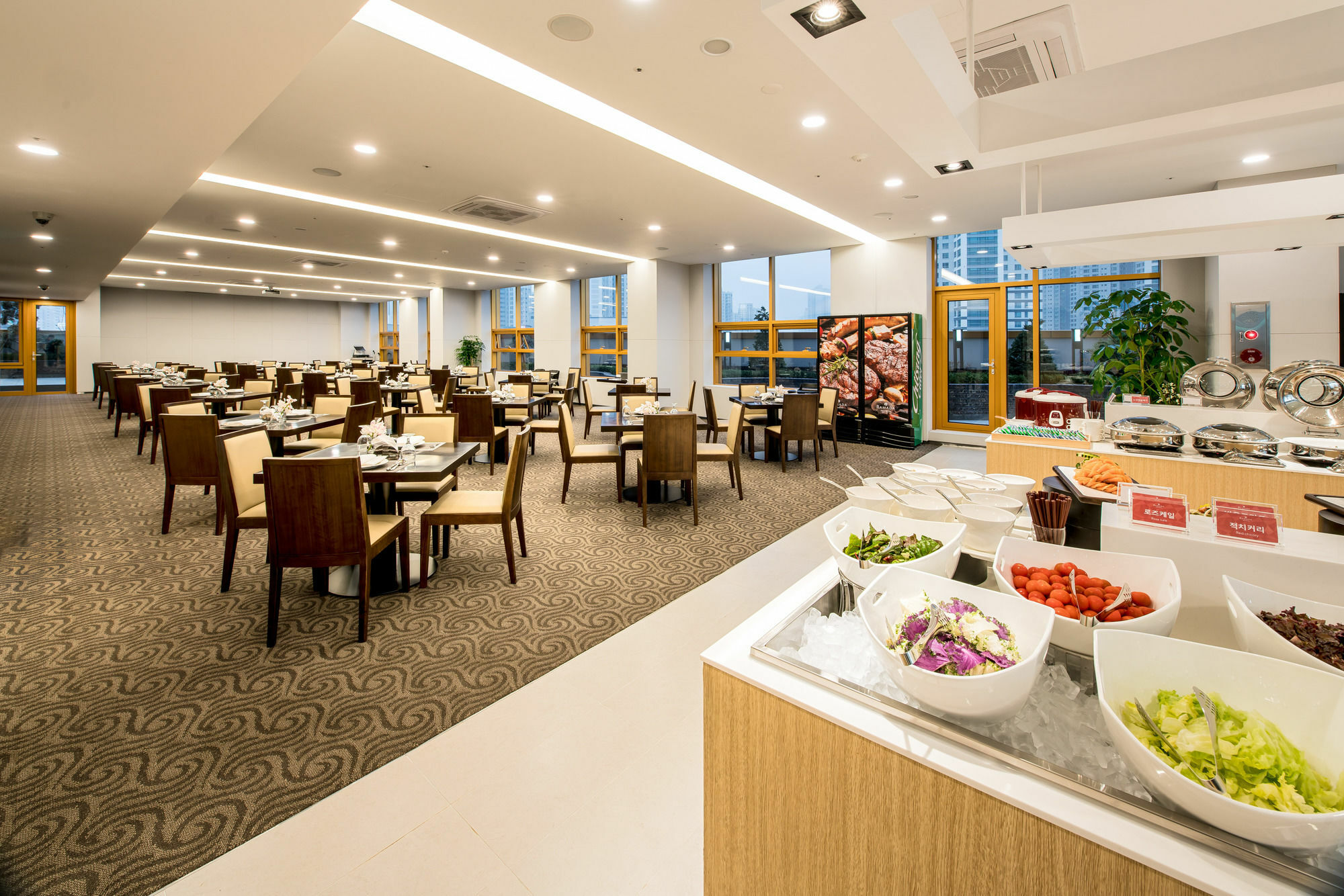 Gloucester Hotel Incheon Bagian luar foto