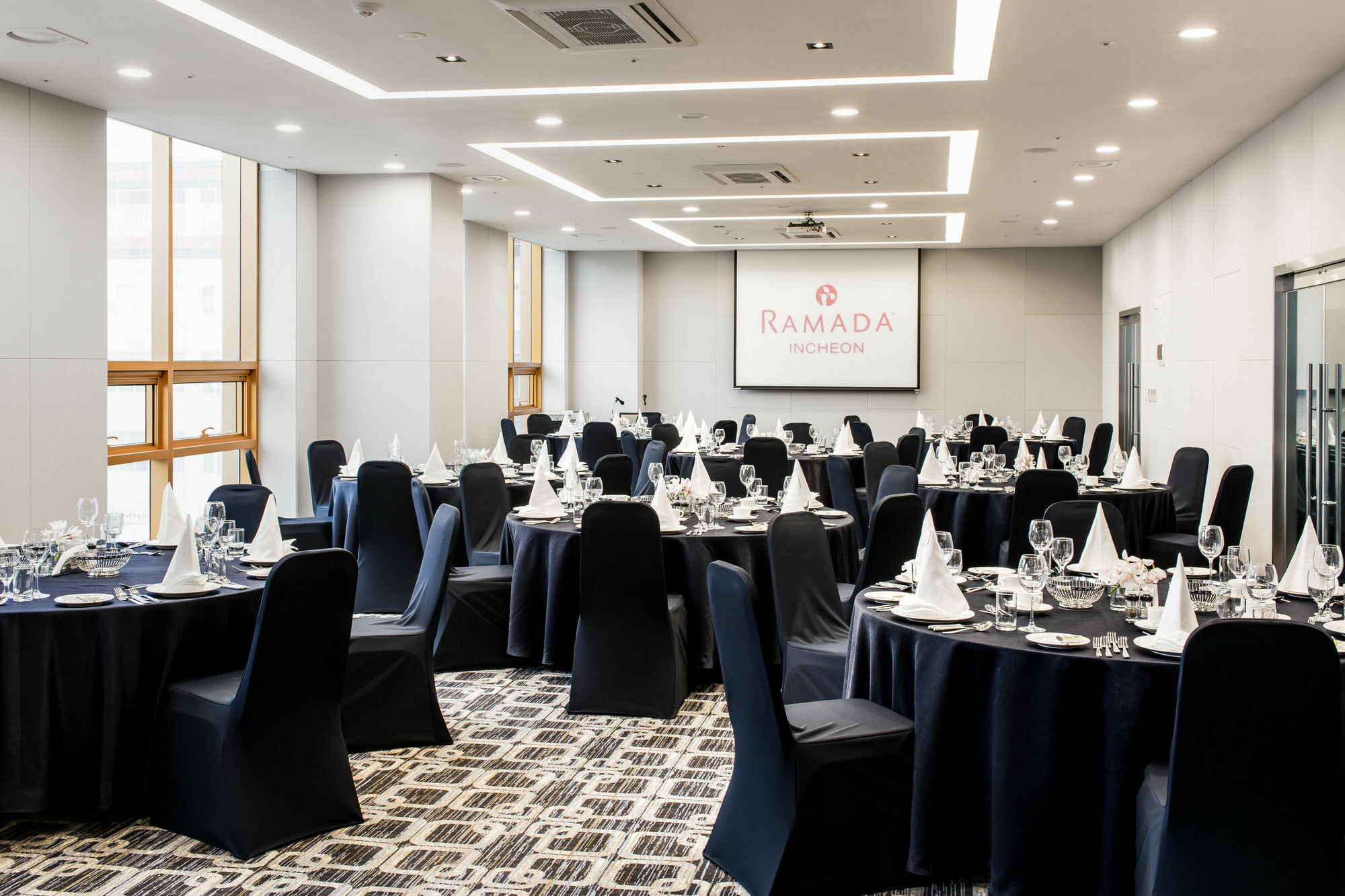 Gloucester Hotel Incheon Bagian luar foto